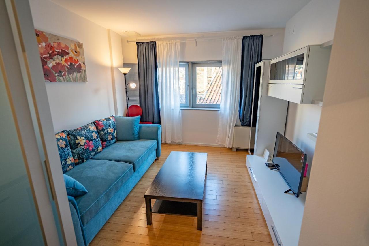 Apartment Luka Рийека Екстериор снимка