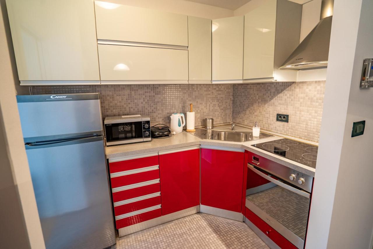 Apartment Luka Рийека Екстериор снимка